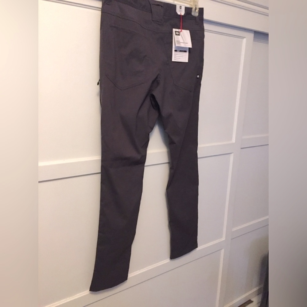 🆕 NWT 686 Men’s Everywhere slim fit travel pants hiking camping 30x32 charcoal - Picture 4 of 7